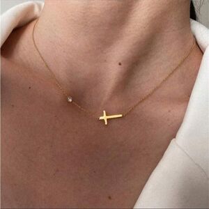 Trendy cross necklace N584